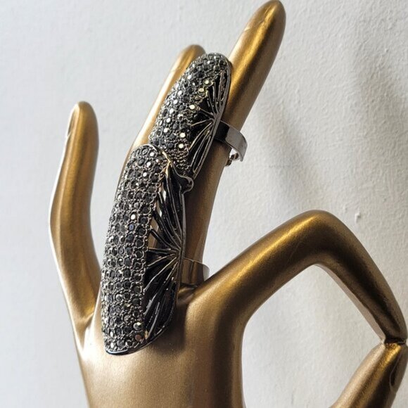 Flamboyant Designer type Knuckle Ring, Unique Knuckle Ring, Black diamond Ring - Picture 2 of 14